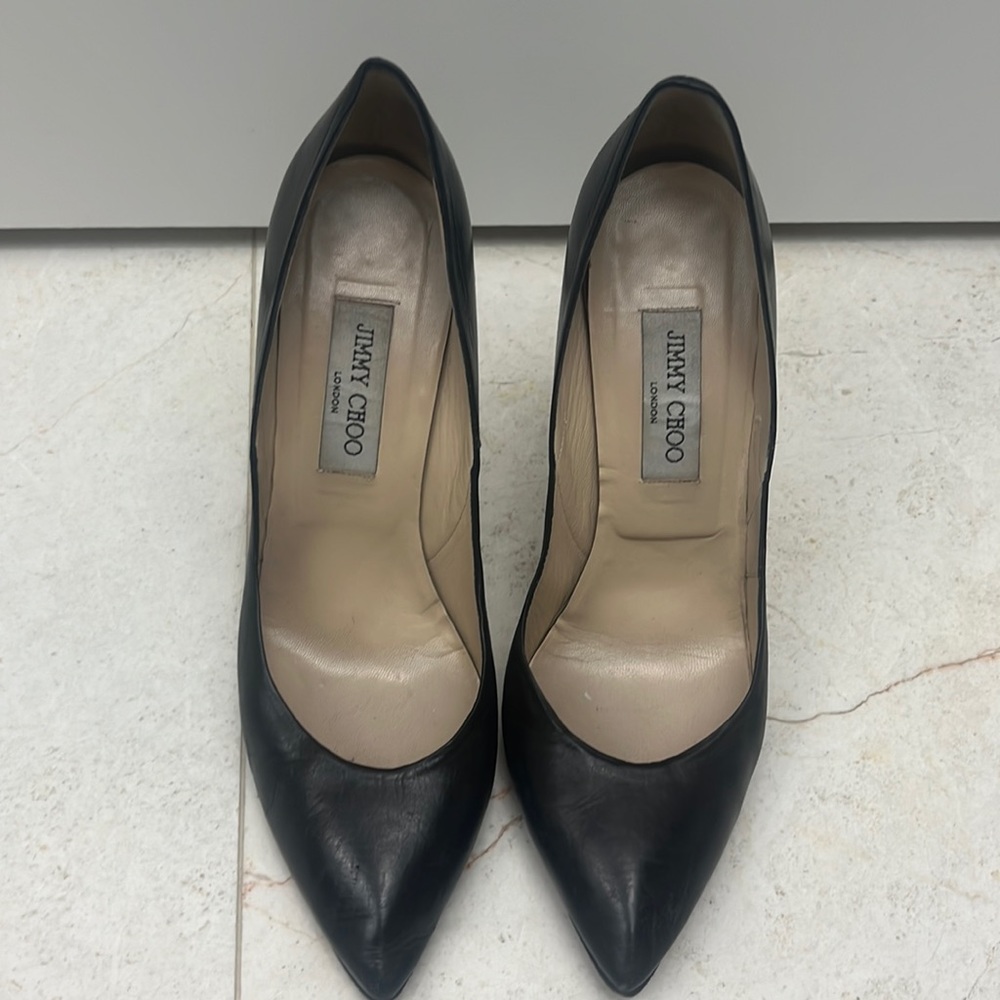 Jimmy Choo Black pumps - size 39.5